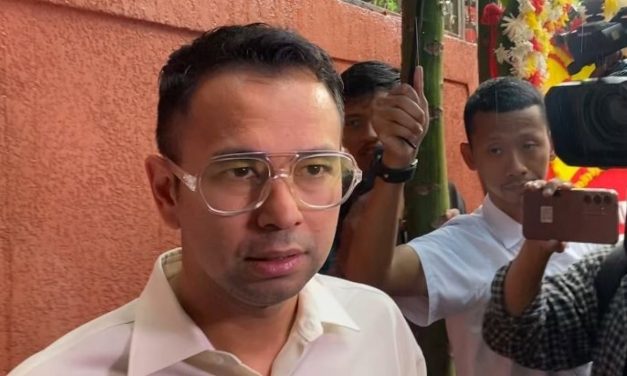 Raffi Ahmad Tinjau Lokasi Kereta Api Argo Bromo Anggrek