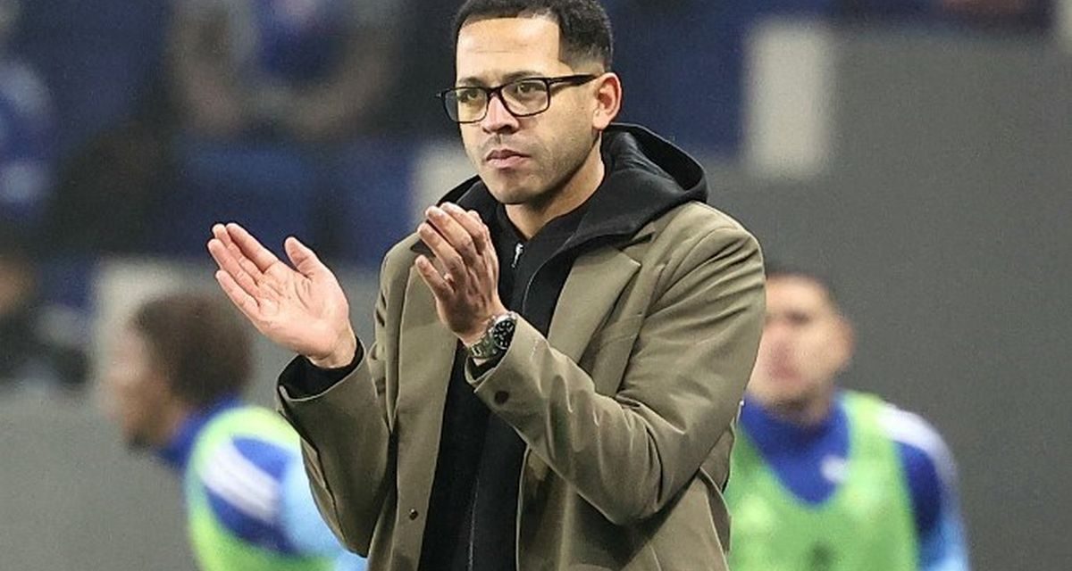 Chelsea Resmi Pecat Liam Rosenior Setelah Rentetan Hasil Buruk