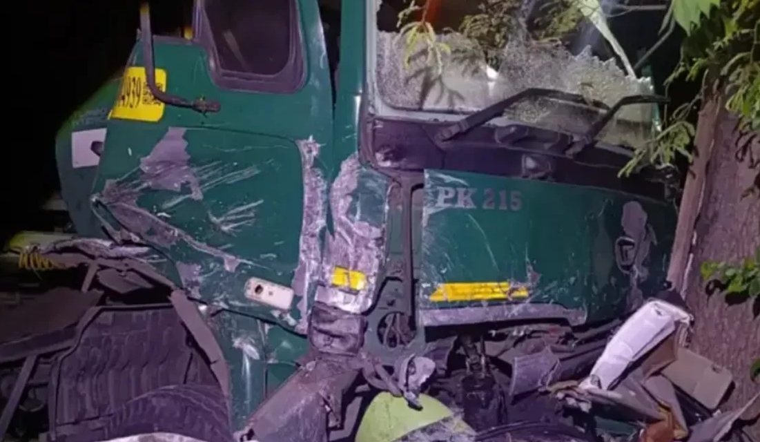 Kecelakaan Truk: Investigasi Rem Blong Di Probolinggo