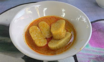 Laksan Palembang: Hidangan Ikan Legendaris Yang Tetap Eksis