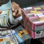 Rupiah Tembus Rp17.600, DPR Desak BI Naikkan Suku Bunga