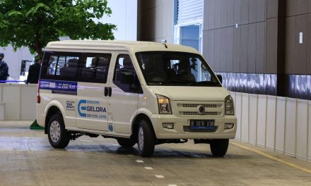 DFSK Tambah Garansi Baterai Gelora E Jadi 200.000 Km