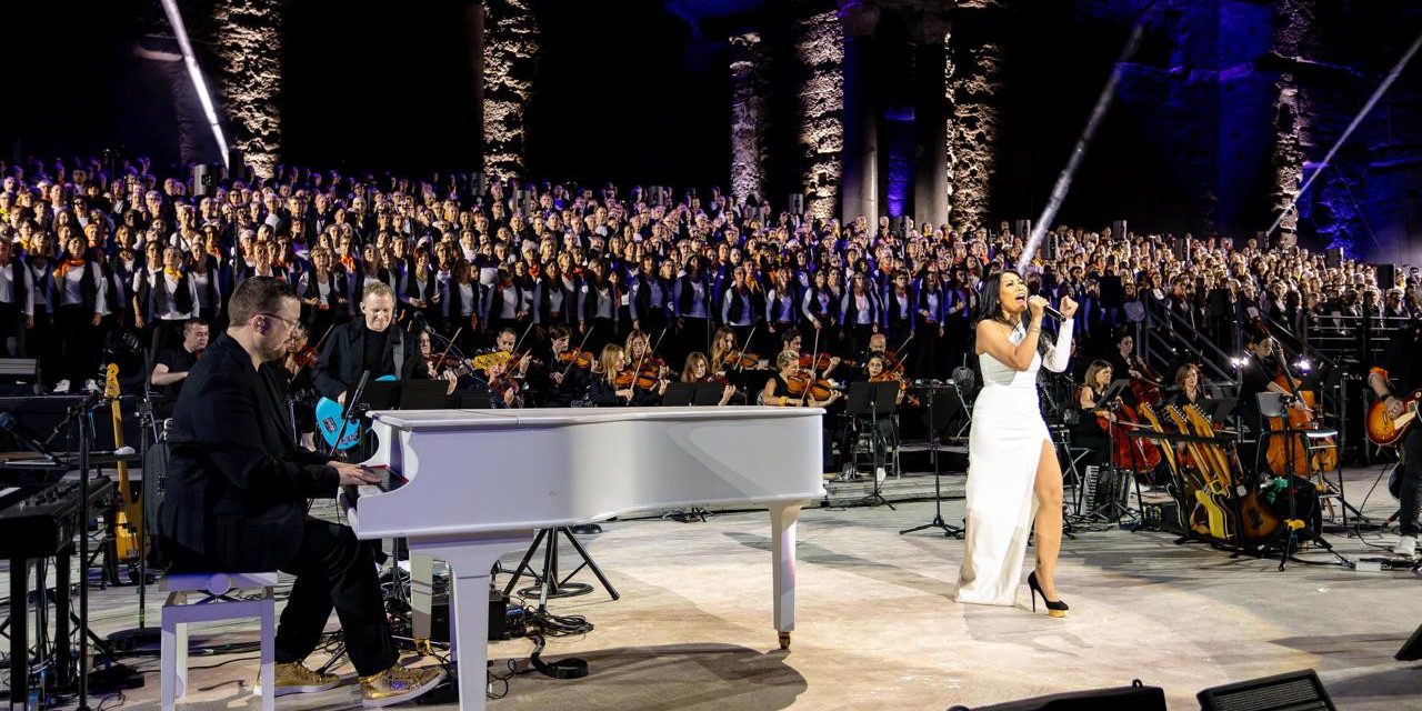 Anggun Cipta Sasmi Raih Standing Ovation Di Teater Musikal