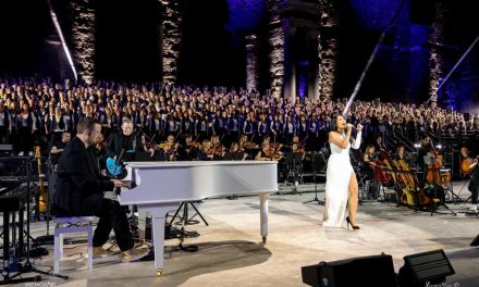 Anggun Cipta Sasmi Raih Standing Ovation Di Teater Musikal