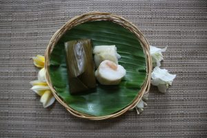 Kue Sumping Khas Bali, Kudapan Berisi Pisang Dan Nangka