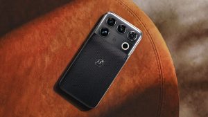 Motorola Signature 27 Resmi Debut Menyasar Pasar Premium