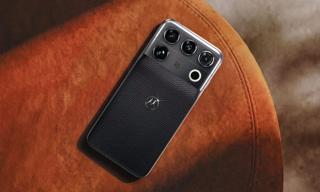Motorola Signature 27 Resmi Debut Menyasar Pasar Premium