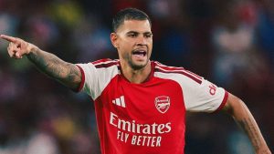 Bruno Guimarães Cetak Gol Debut, Arsenal Pimpin Klasemen